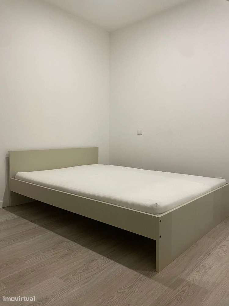 T2 com Jardim | Renovado | Excelente Localização em Rio Tinto - Grande imagem: 5/16