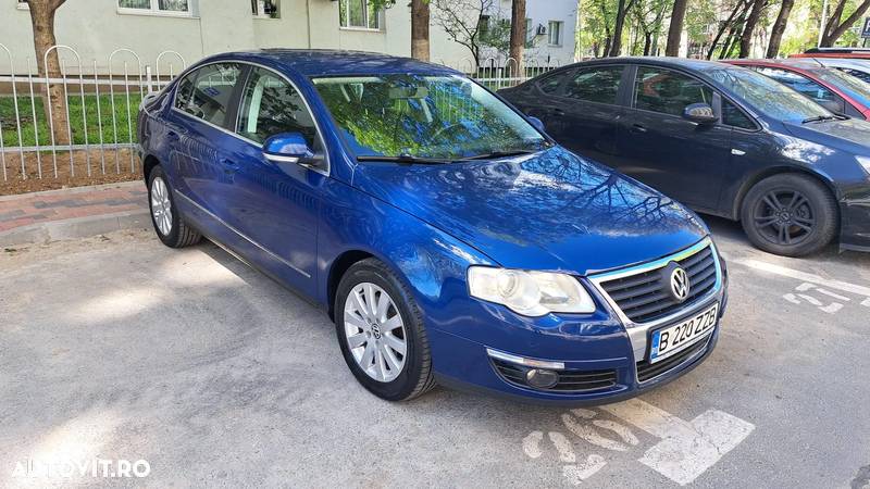 Volkswagen Passat 2.0TDI Trendline DPF 4Motion - 1