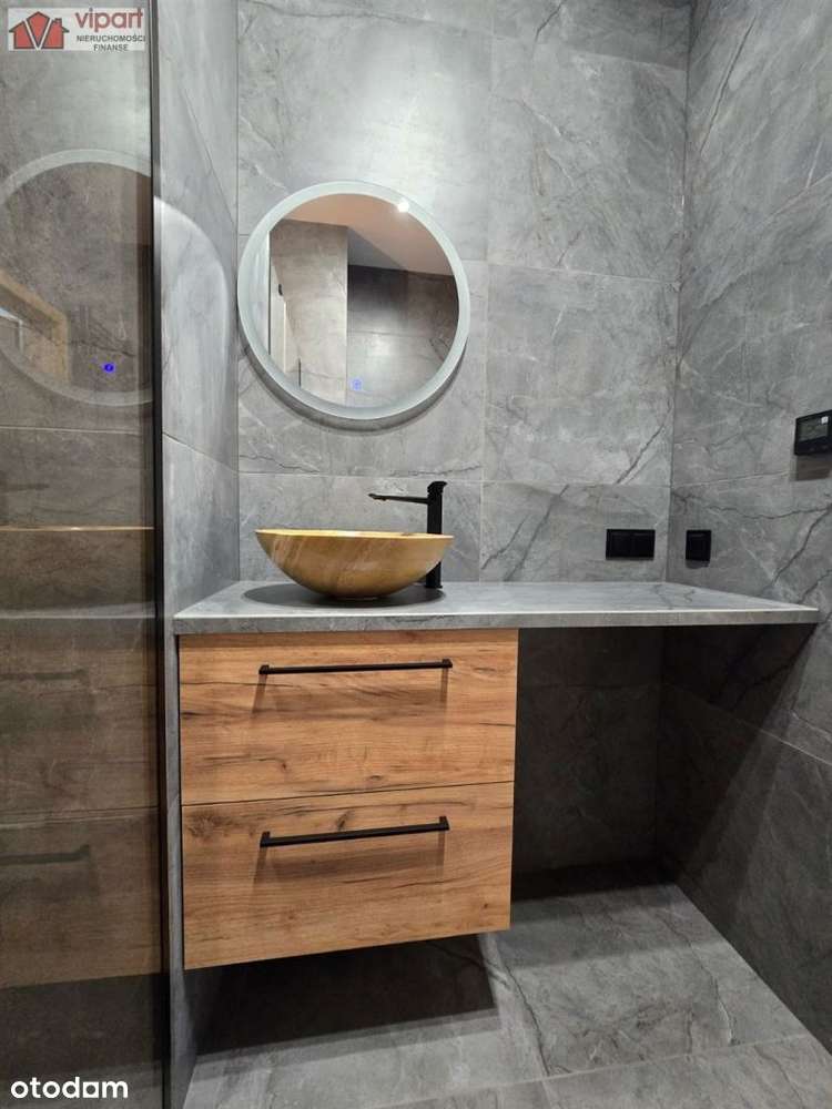 Przytulna kawalerka na osiedlu Panorama w Tychach-15