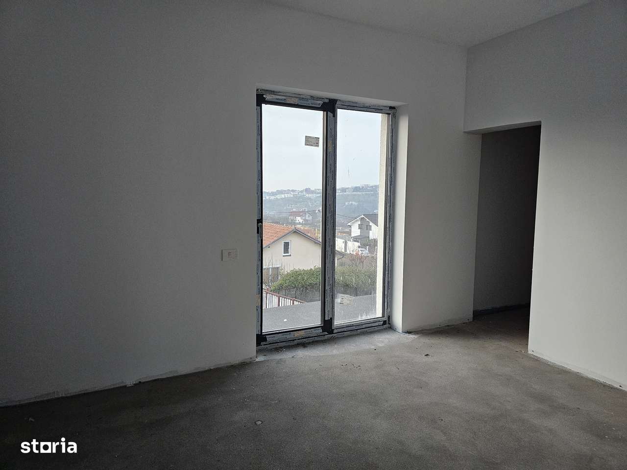 Casa noua de vanzare la4min de mag Crisul Oradea-6