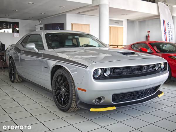 Dodge Challenger Automatik R/T Plus - 1