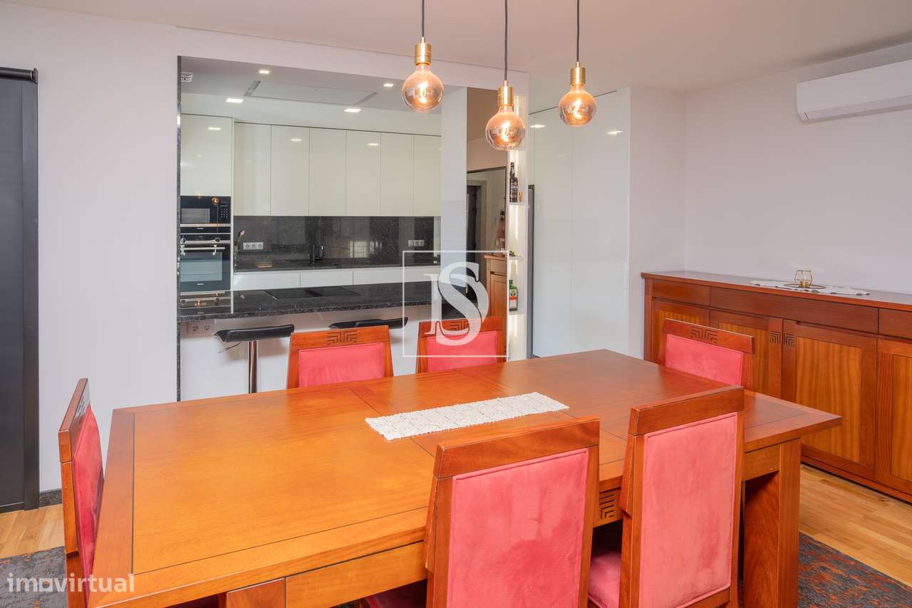 Moradia T3 Remodelada | Próxima da Praia | Localização Tranquila - Grande imagem: 5/33