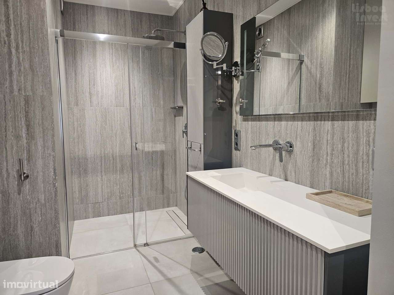 Vendo T2 Completamente remodelado Cascais-15