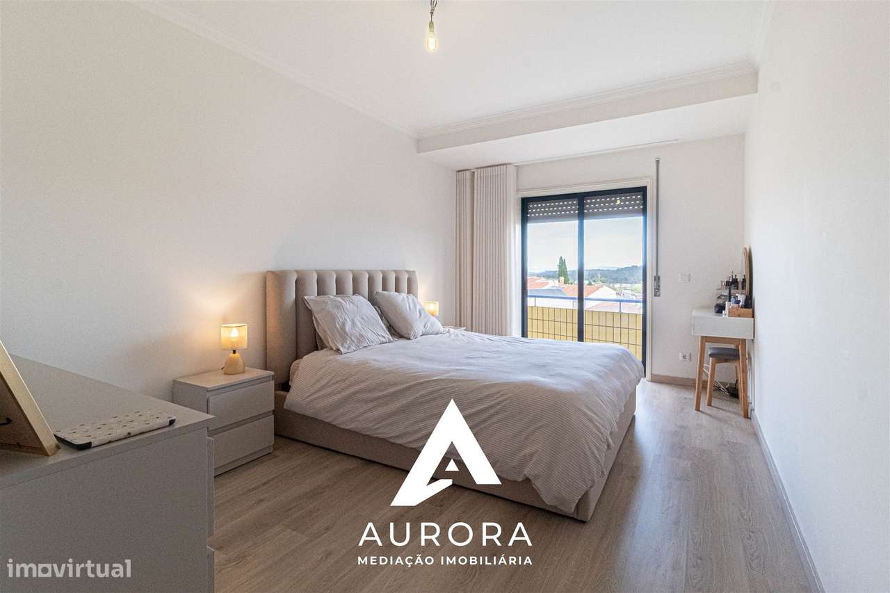 Apartamento T3 no centro de Fiães, Santa Maria da Feira, Renovado-29