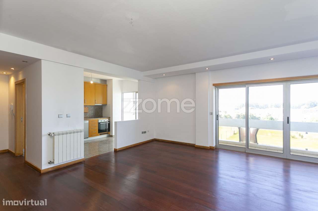 T4 Duplex com terraço e vistas até ao mar - Grande imagem: 3/45