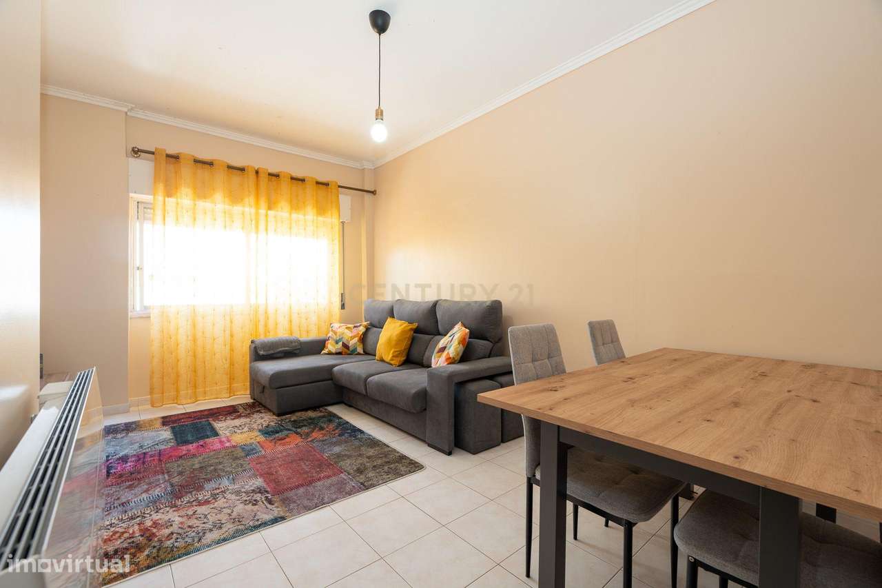 ** APARTAMENTO T2 NA AMADORA, PERTO DO METRO E DO COMBOIO ** - Grande imagem: 2/28