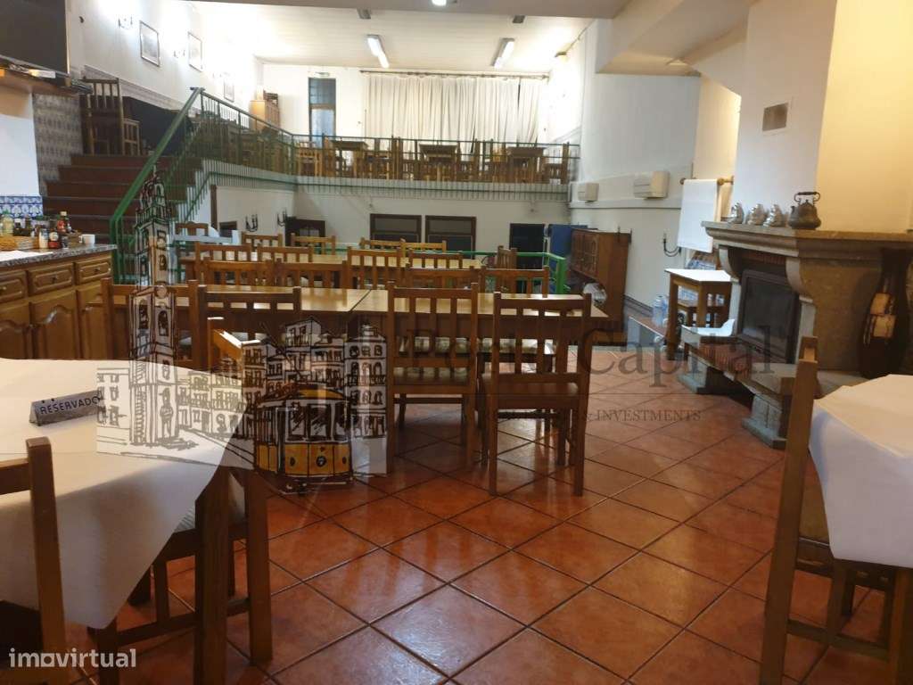 Trespasse de restaurante na rua santa catarina. - Grande imagem: 4/11