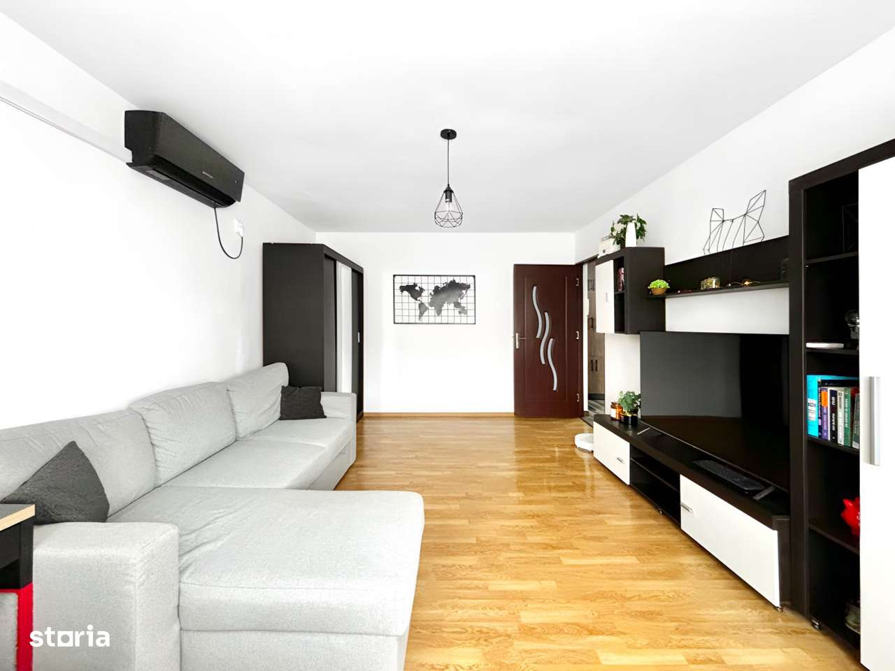 De vanzare | Decomandat 2 camere | Et 3 | Finisaje moderne | Soarelui-0