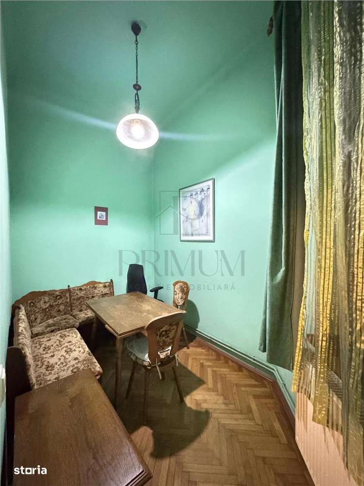 Medicina - 2 Camere - Cladire istorica - Etaj 1 - Decomandat - Central - Imagine principală: 4/10