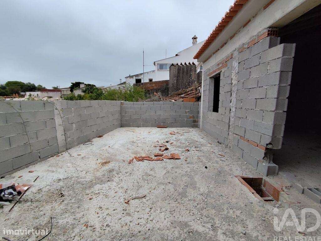 Casa tradicional T3 em Lamas e Cercal de 169,00 m2 - Grande imagem: 2/17