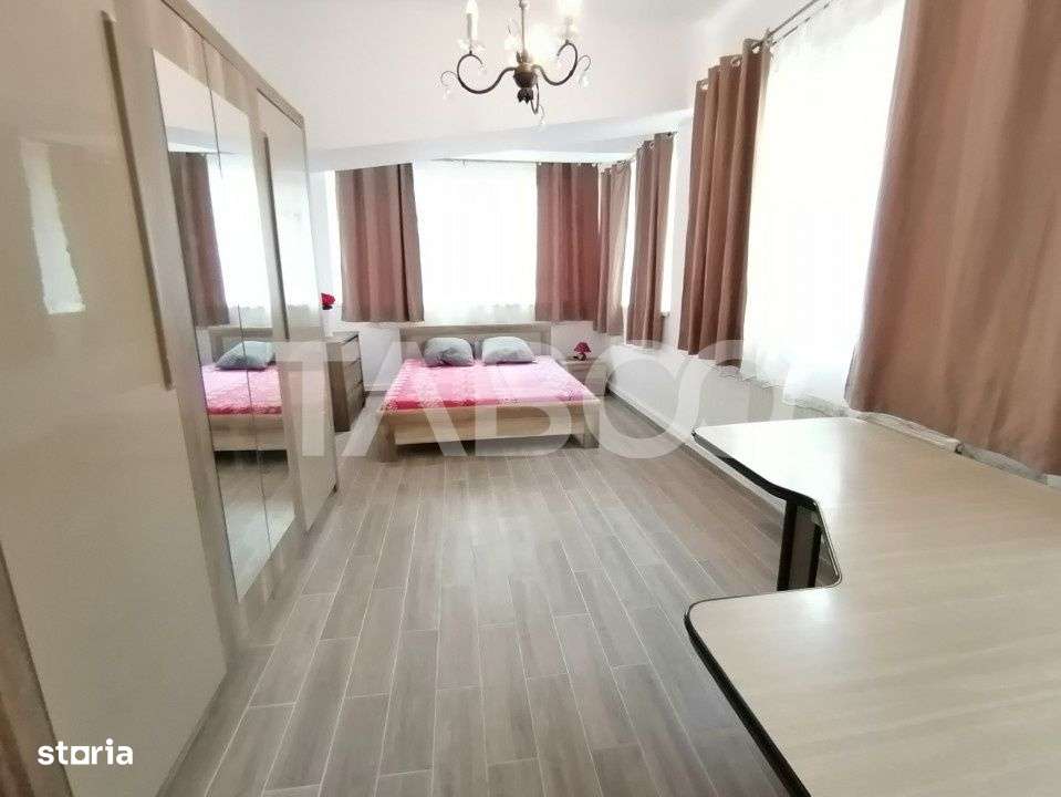 Apartament 3 camere 80 mpu pretabil spatiu comercial zona Strand Sibiu - Imagine principală: 2/17