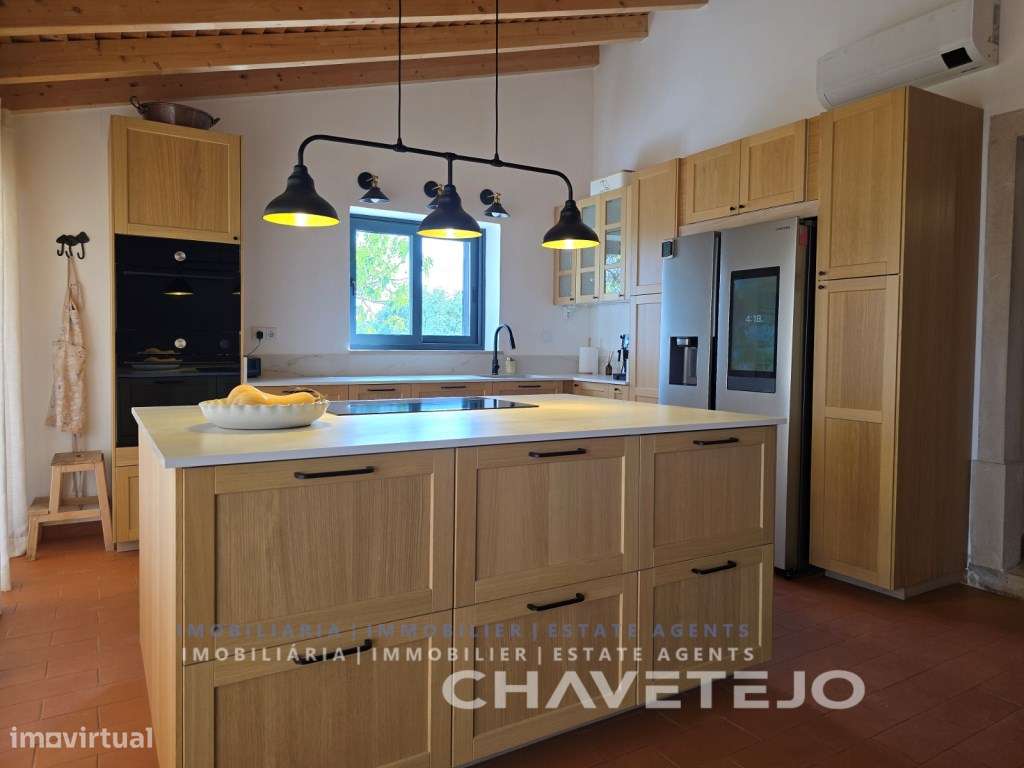 Charmosa moradia T3 em pedra para venda perto de Chãos Ferreira do ...-31