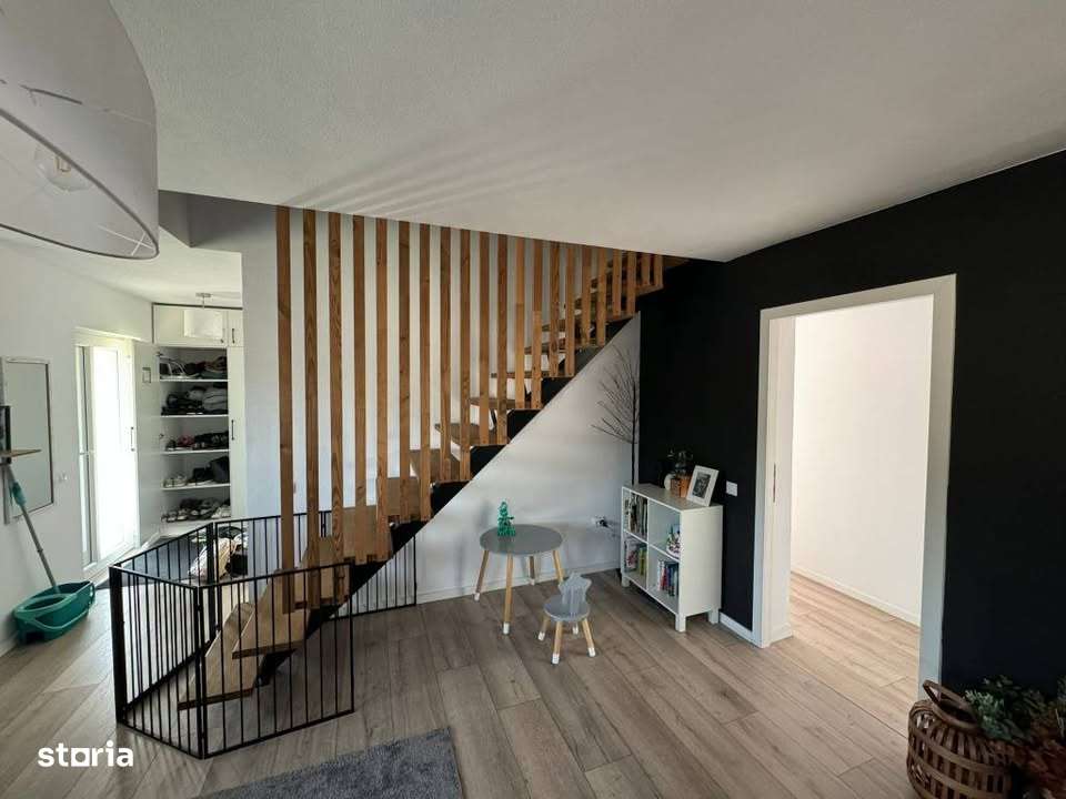 Casa Valea Ghinzi-semifinisata-80mp-115 000 euro-0