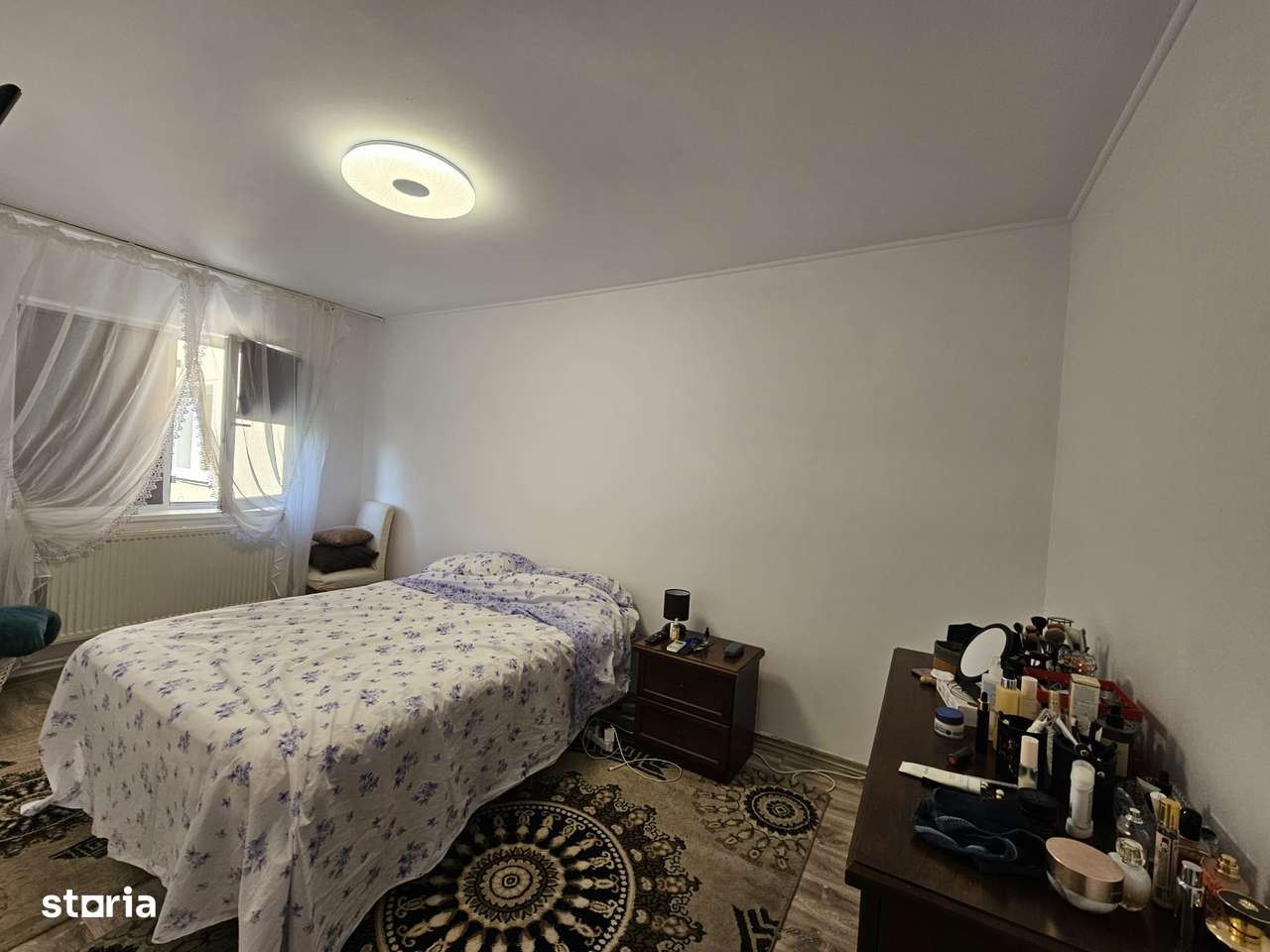 Apartament 4 camere etajul 2 zona Gojdu-3