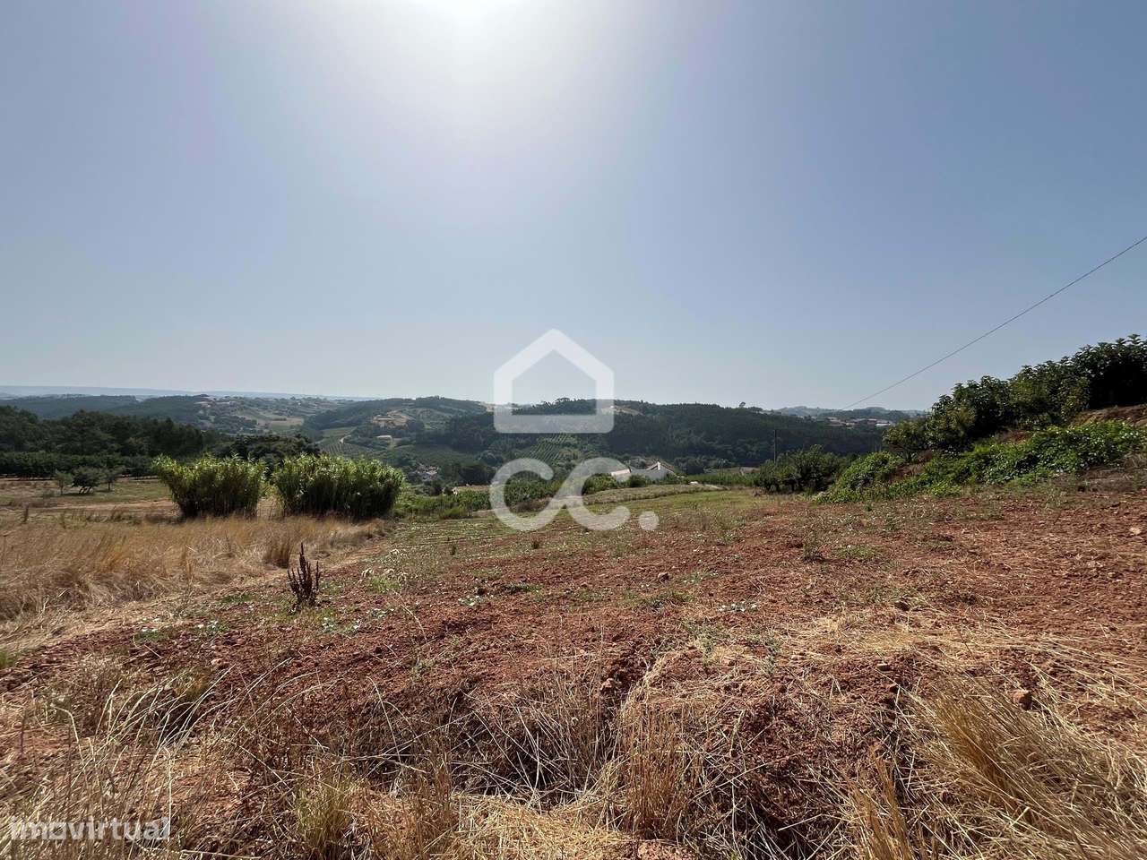 Propriedade mista com ruína e terreno fértil,  localizada nas Antas-22
