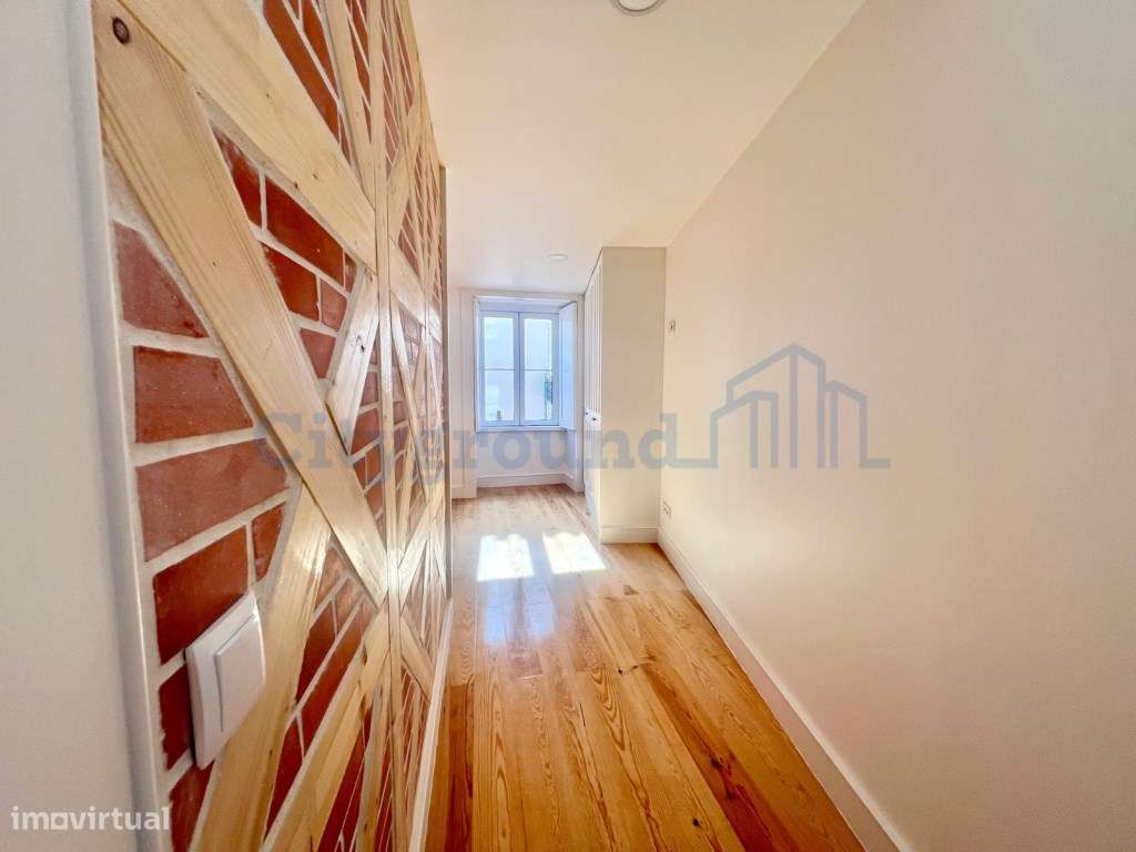 Exclusivo apartamento T2 de charme histórico e acabamentos de excel...-8