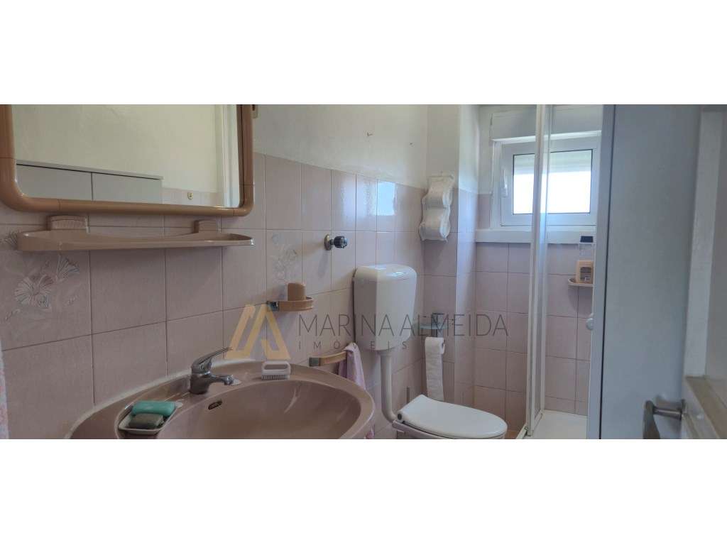 Apartamento T3 ( 4 assoalhadas ), com Varanda e Vista Deslumbrante ...-6