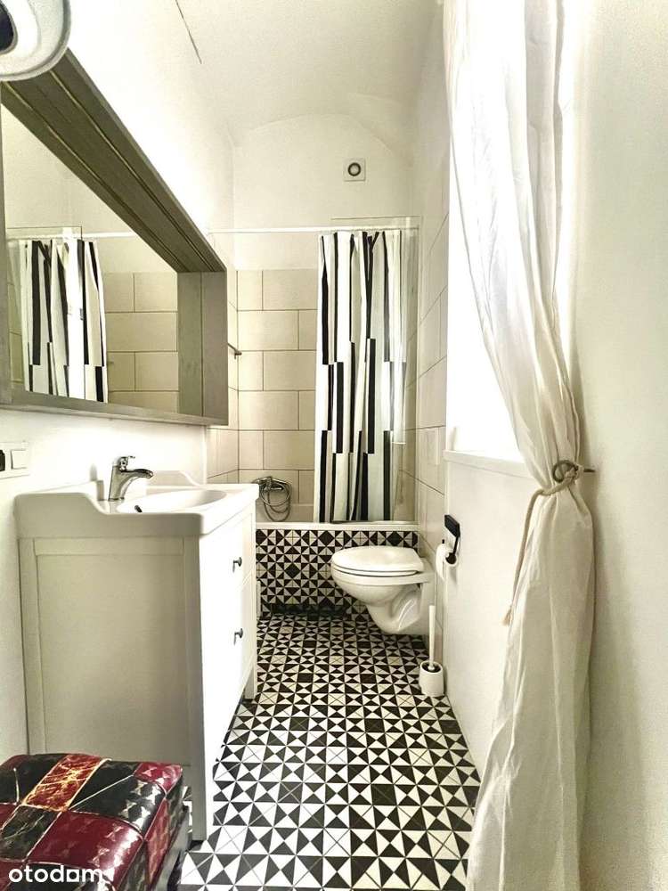 Kazimierz – 2-pokojowe mieszkanie 52 m² z oddzieln-9