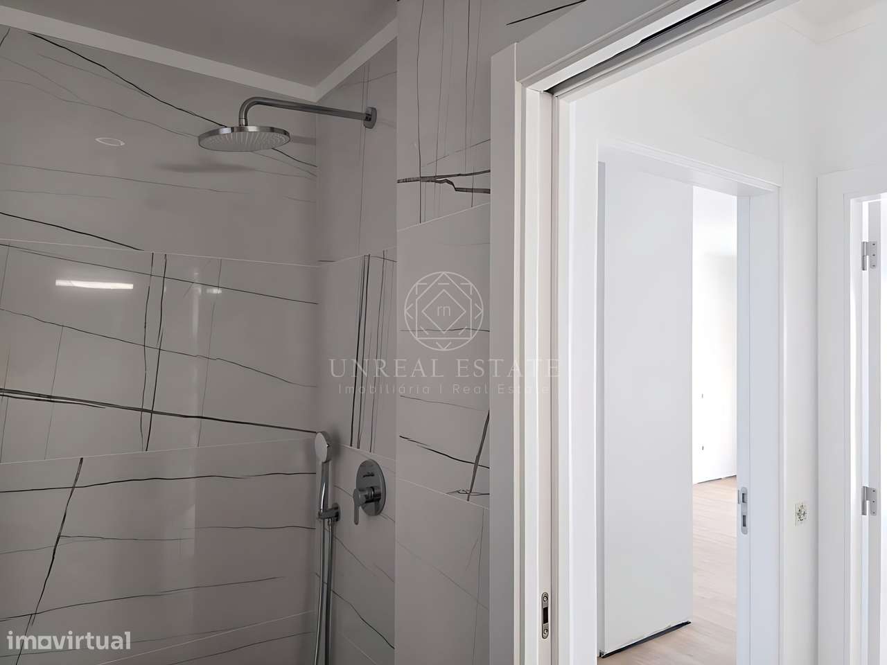 Apartamento T2 e T3 Premium na Zona Histórica de Torres Novas com Parq-24