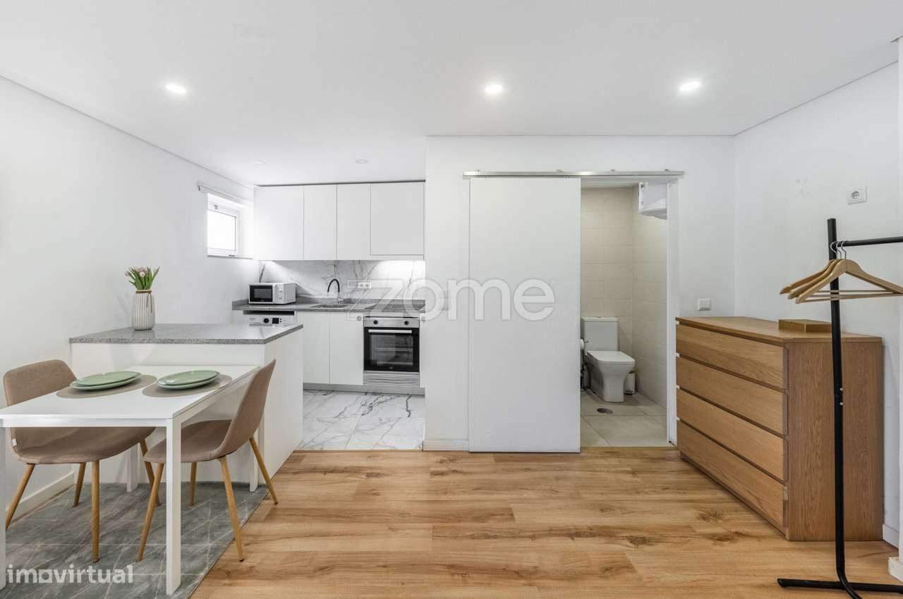 Estúdio T0 | 28m² | Junto à Avenida da Boavista - Grande imagem: 4/15