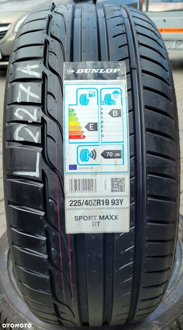 1x Dunlop SportMaxx RT 225/40R19 93Y L227A - 2