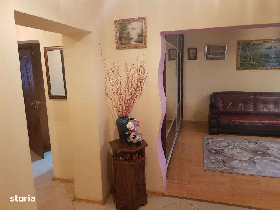 Apartament 3 camere decomandat, Buzaului. - Imagine principală: 3/11