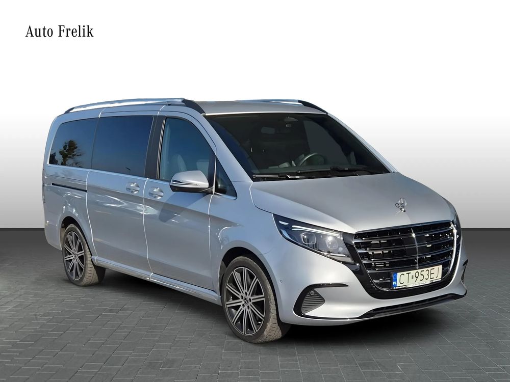 Exclusive 4Matic 9G-Tronic Panorama Thermotronic AirMatic Multibeam