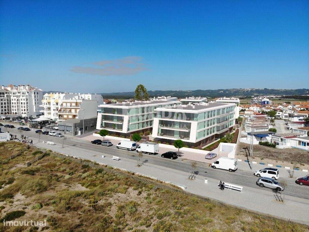 Empreendimento de Luxo em São Martinho do Porto - Grande imagem: 2/15