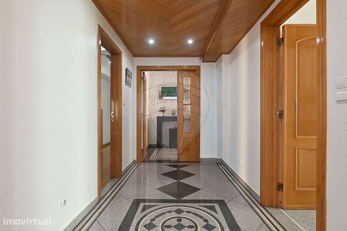 Apartamento T4 para venda-5