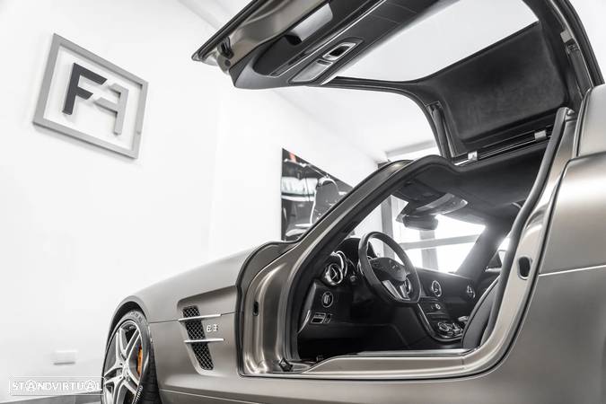 Mercedes-Benz SLS 63 AMG Standard - 4