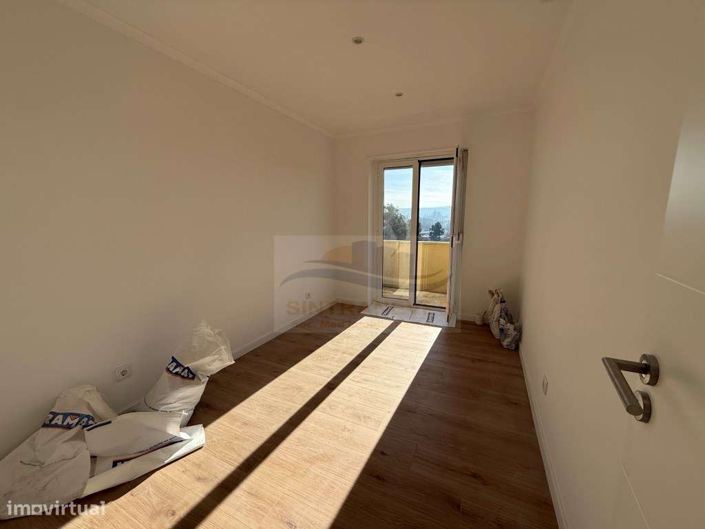 Apartamento T3 Fantástico e Totalmente Remodelado ao Pé da Igreja P...-11