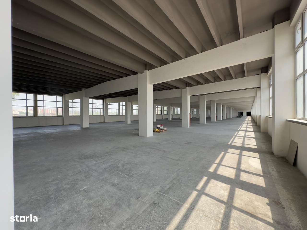 Spatiu de la 1775mp la 5000mp, zona Carrefour Felicia - Imagine principală: 5/6