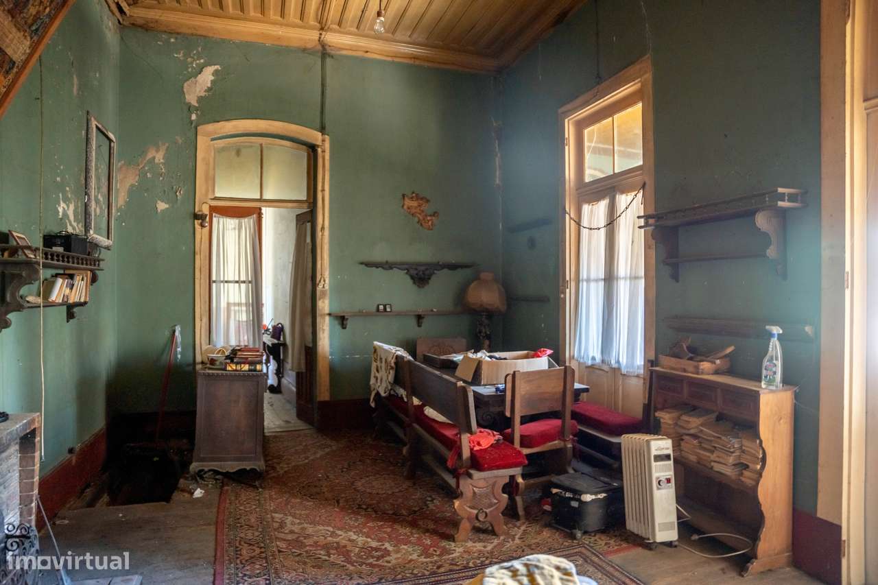 Imóvel com carácter e muito potencial de valorização.-20