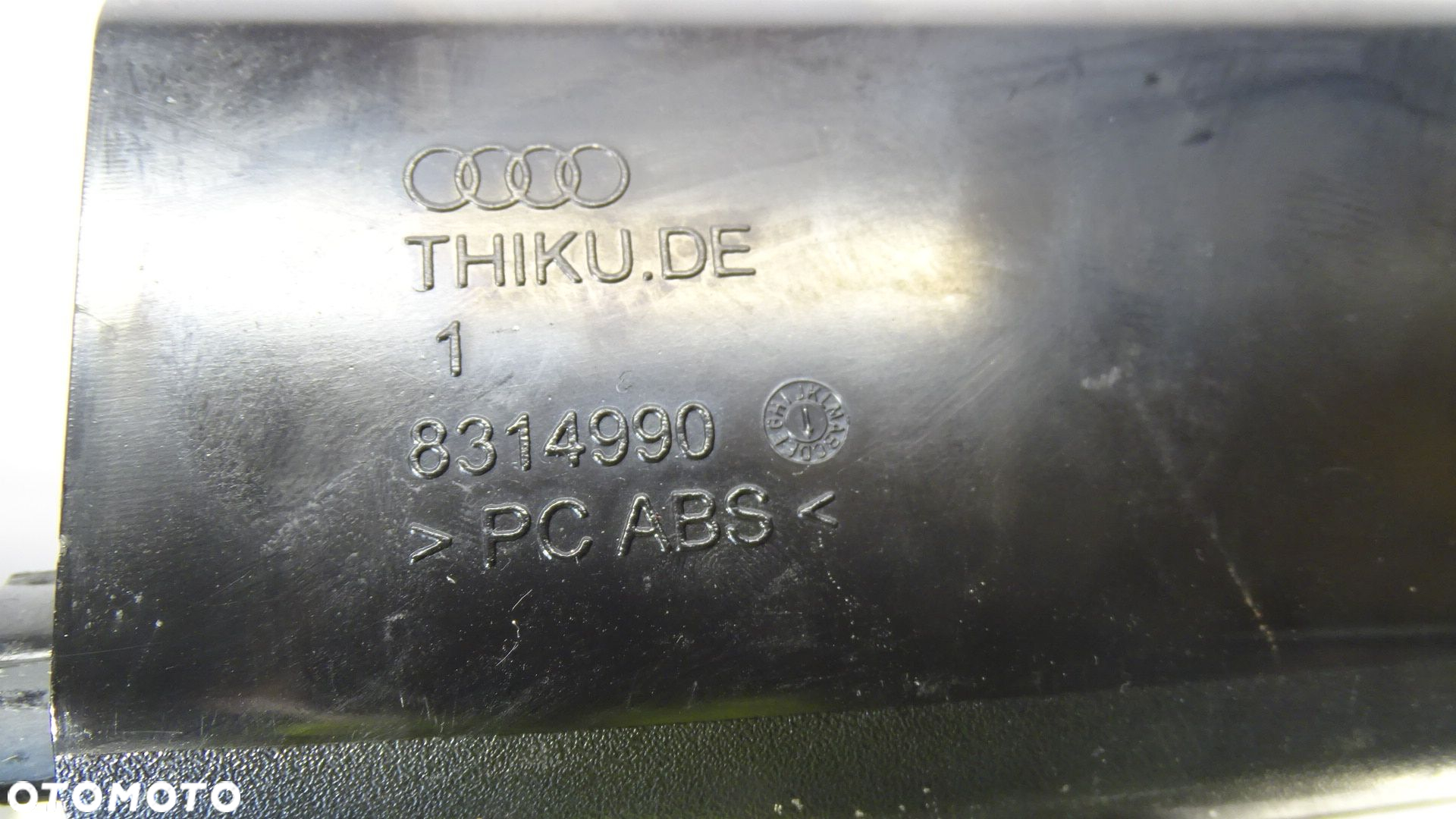 SCHOWEK AUDI A3 8P 2.0TDI - 4