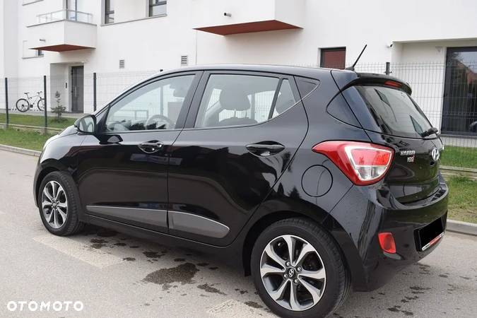 Hyundai i10 1.0 BlueDrive Premium - 4