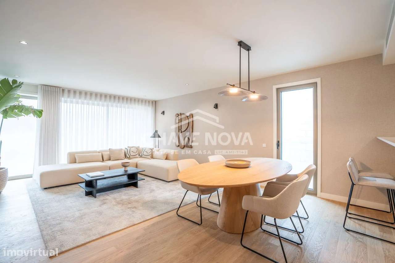 Apartamento T3 Novo c/ 2 Lugares de Garagem em Canidelo - Grande imagem: 3/24