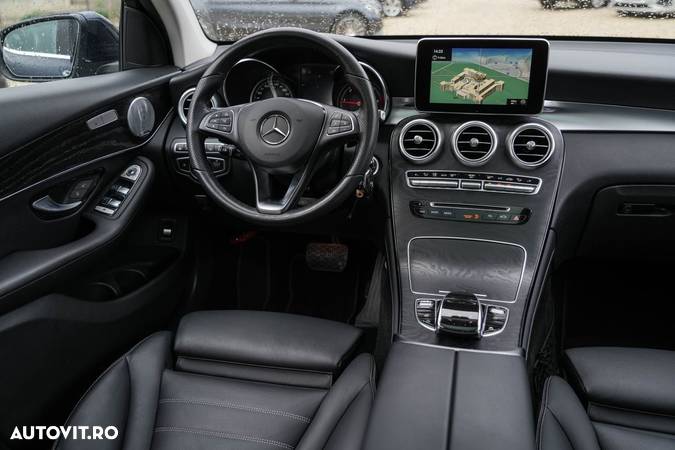 Mercedes-Benz GLC 250 d 4Matic 9G-TRONIC Exclusive - 30