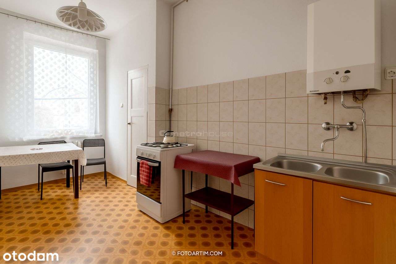 Mrągowo, przestronne mieszkanie w kamienicy-10