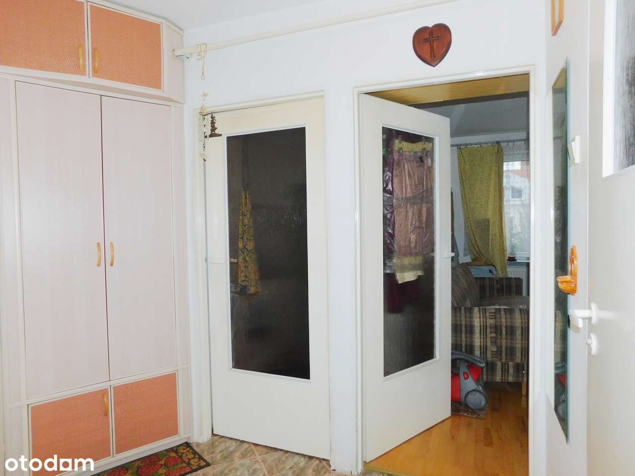 Dwupokojowe Mieszkanie / Pierwsze Piętro.-7