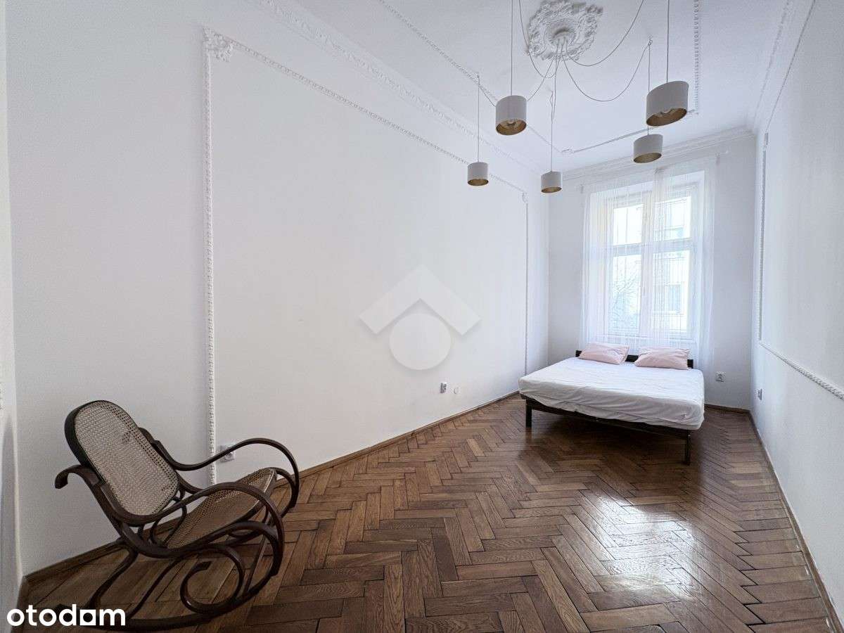 Dwa mieszkania na Starym Mieście – 100 m² na ul. Sarego-2