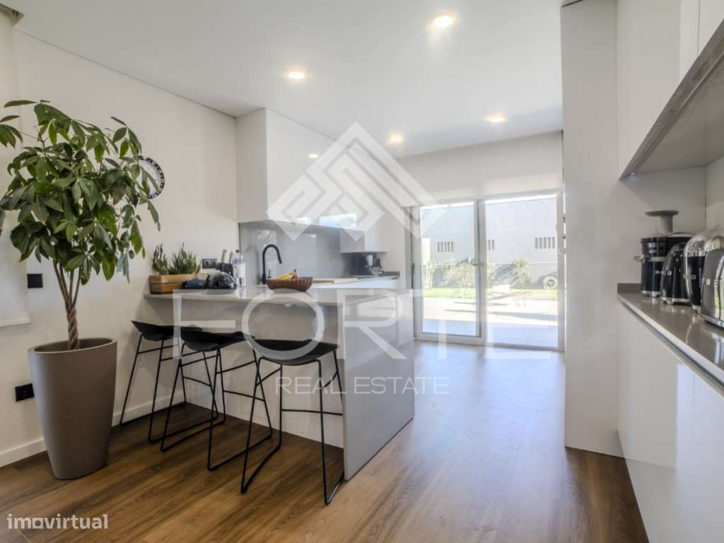 Moradia T4 - Praia de Esmoriz-9