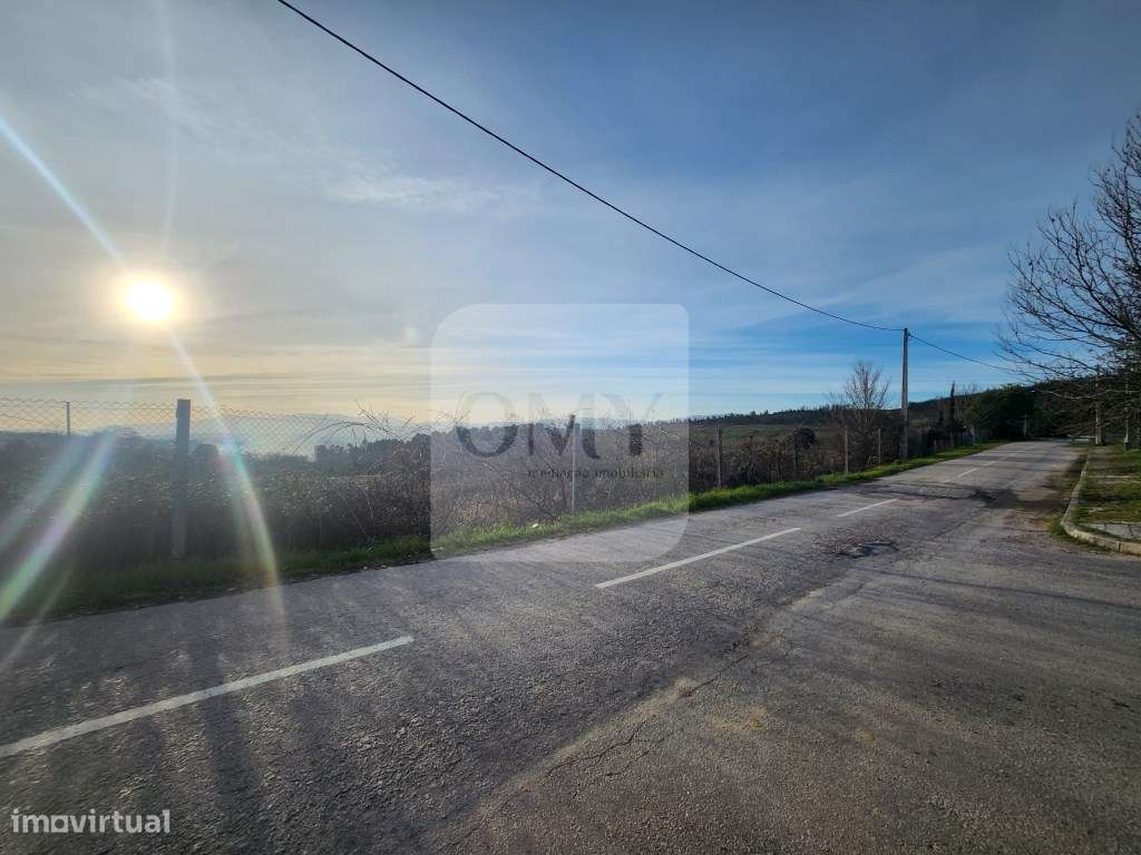 Lote com Projeto Aprovado para Moradia Unifamiliar - Grande imagem: 5/7