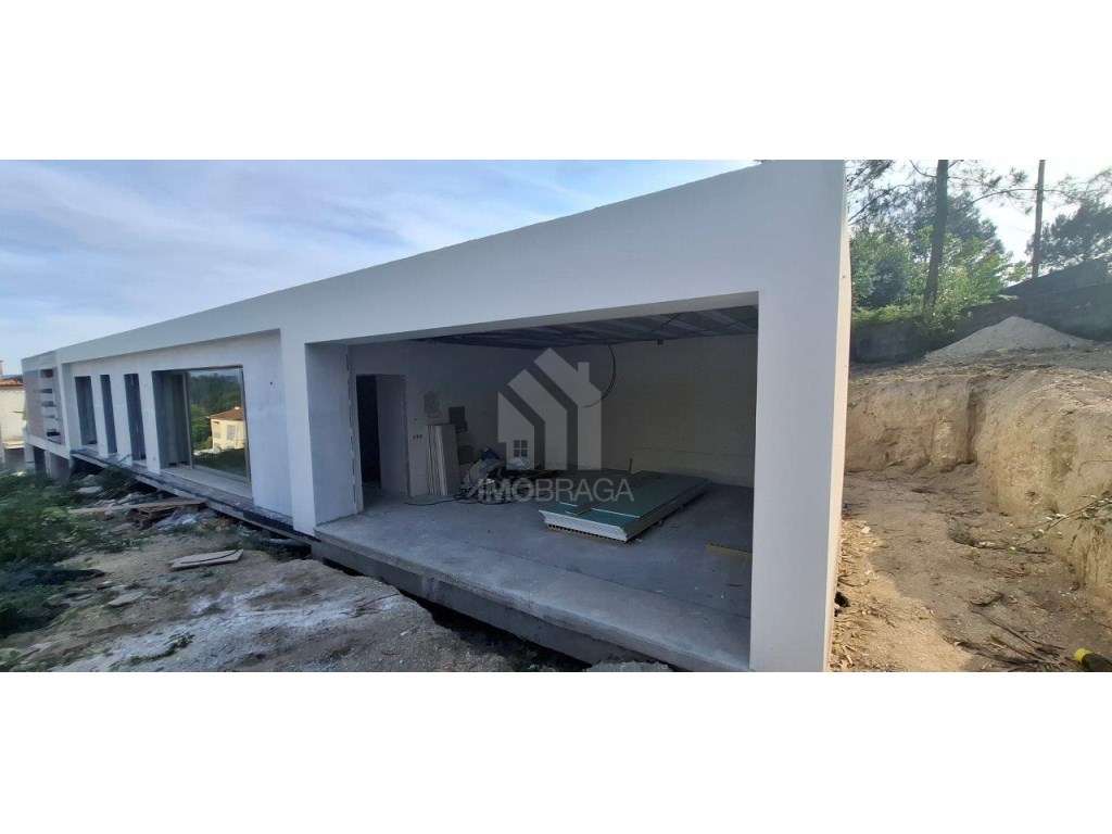 Moradia Geminada T3 Nova para Venda em Rendufinho - Póvoa de Lanhoso-7