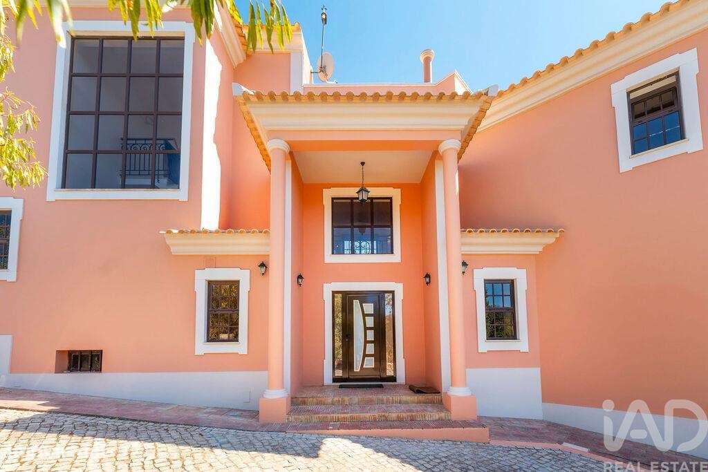 Casa / Villa T4 em Santa Bárbara de Nexe de 484,00 m2-10