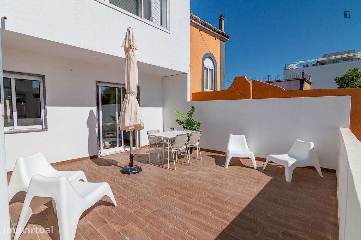 Apartamento com 3 quartos - localizado em Faro - Grande imagem: 3/6