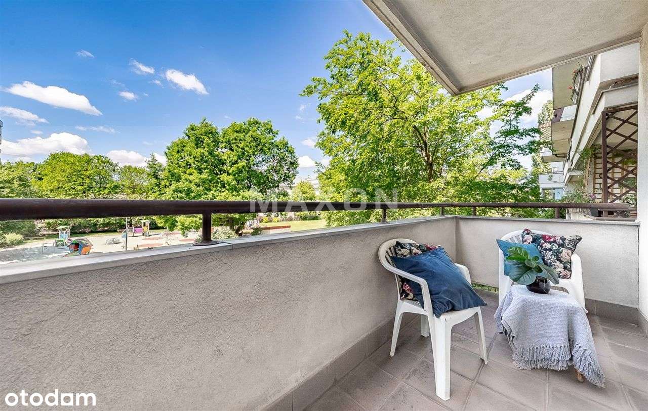 Przestronna kawalerka z oddzielną kuchnią; metro - Pełny obrazek: 5/20