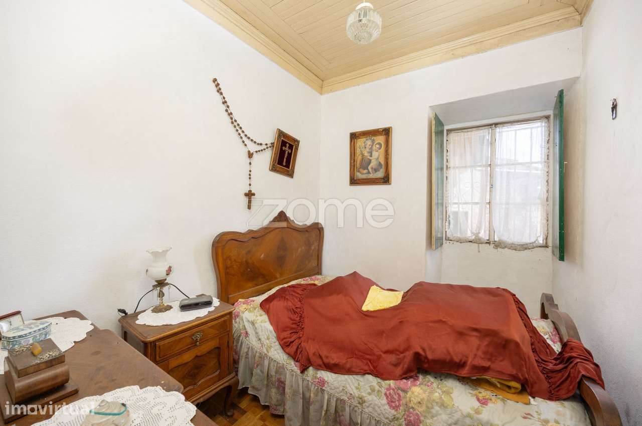 Moradia T2+2 | Garagem | Alvaiázere | Ao abrigo do Simplex-6