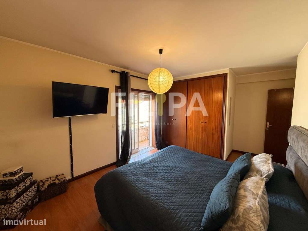 Excelente T2 em Valongo com varanda e garagem!-15