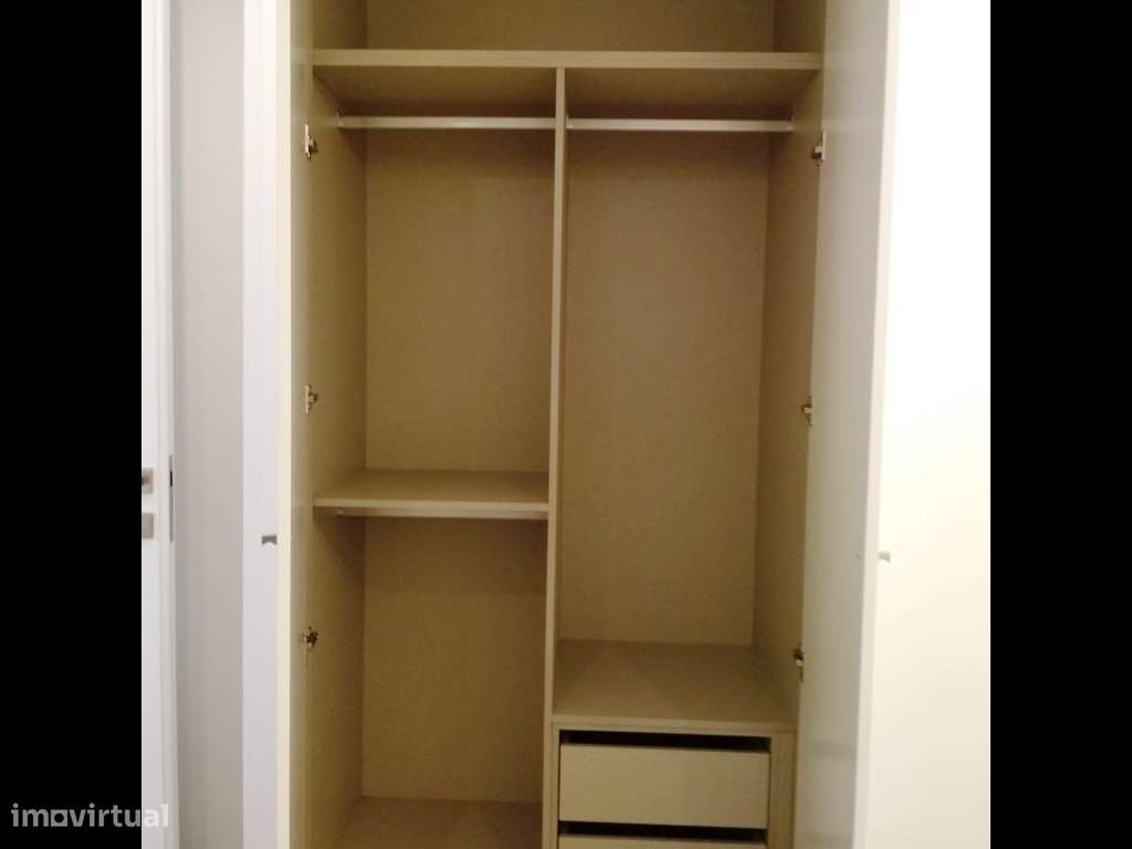 Apartamento renovado T3 c/ rendimento em São Vítor-23