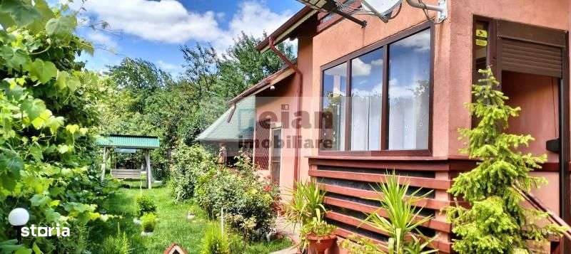 Cheia, Maneciu Pamanteni - Vila 2009, 250mp, 5 Camere, 1300mp Teren - Imagine principală: 5/14